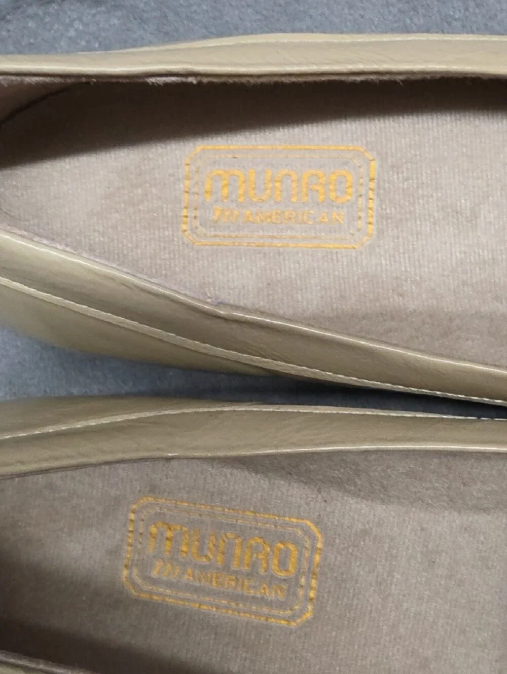 Munro 8N Beige Loafers with Yellow Textured Vamps
